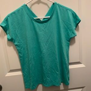 Athleta girl shirt